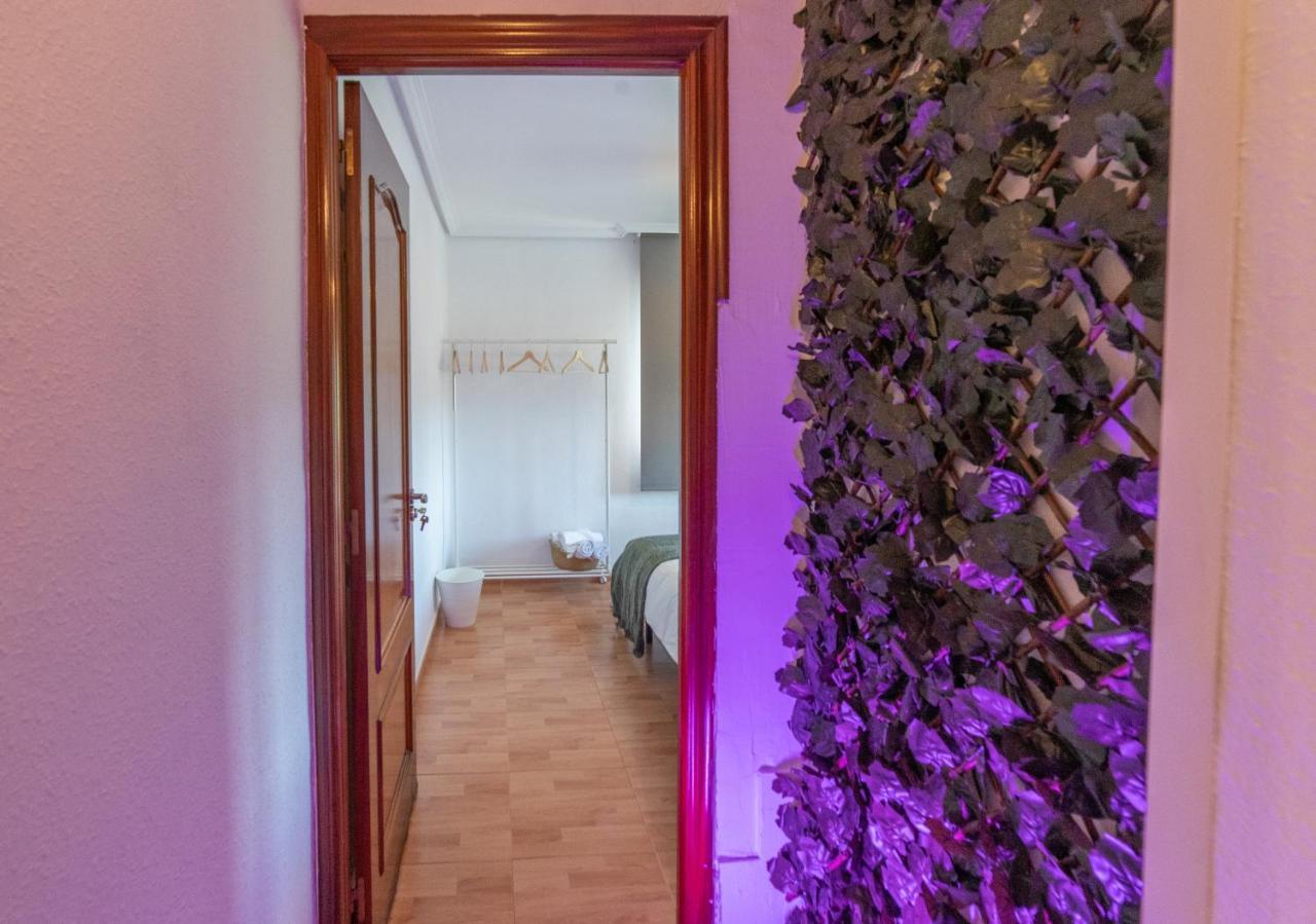 Casa Lopez Bed and Breakfast Avilés Exteriör bild