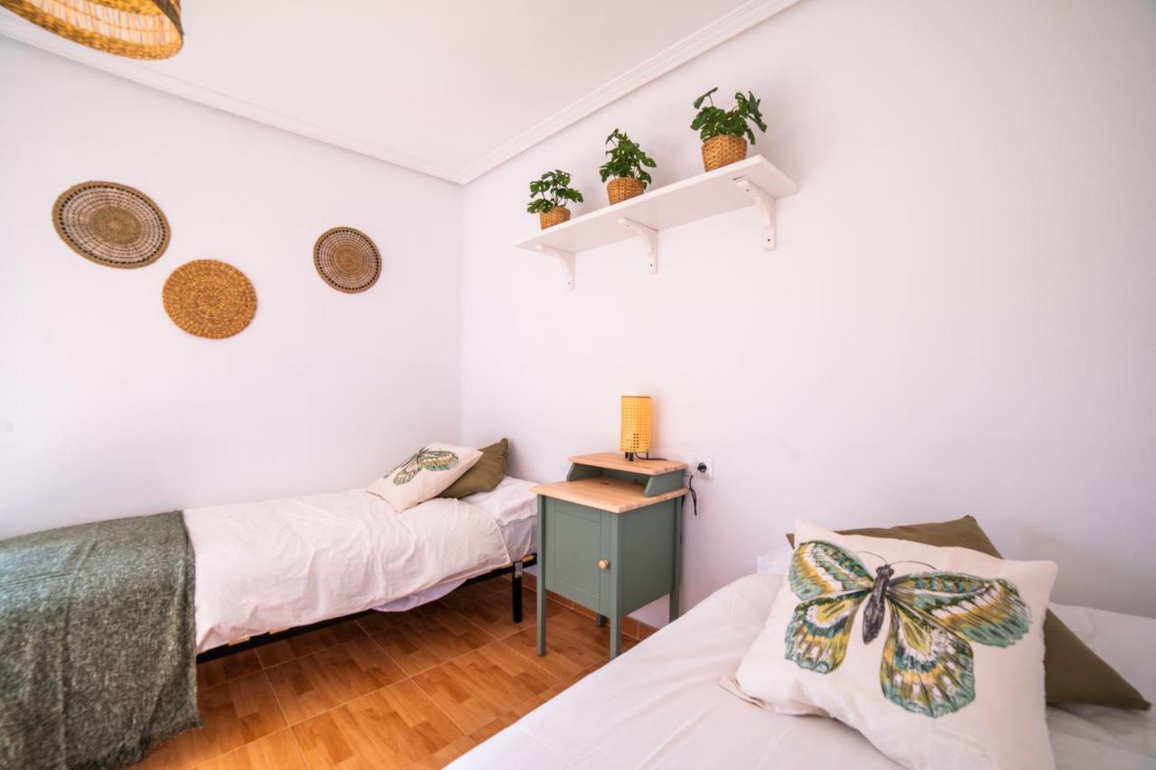 Casa Lopez Bed and Breakfast Avilés Exteriör bild