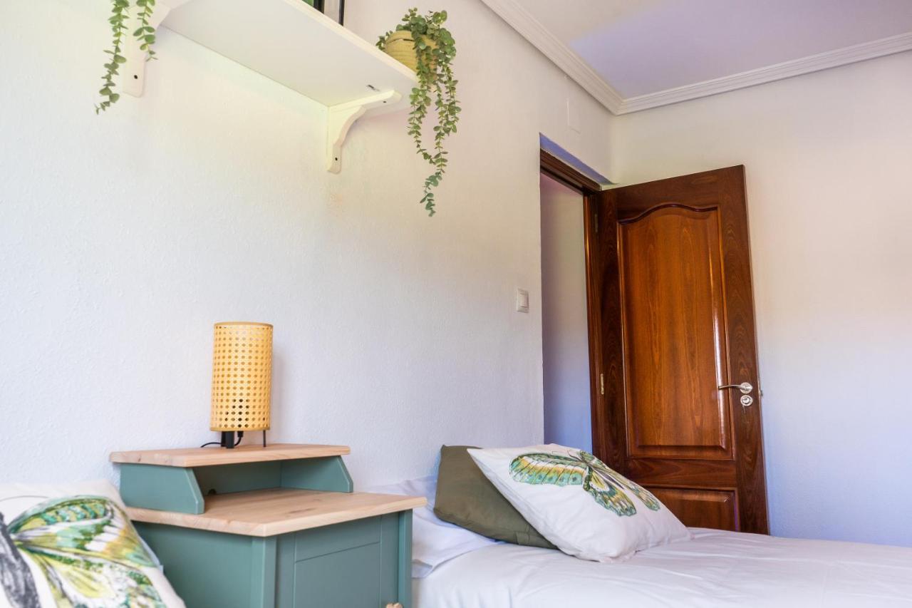 Casa Lopez Bed and Breakfast Avilés Exteriör bild